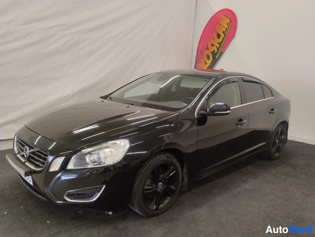Volvo S60 D4 2011
