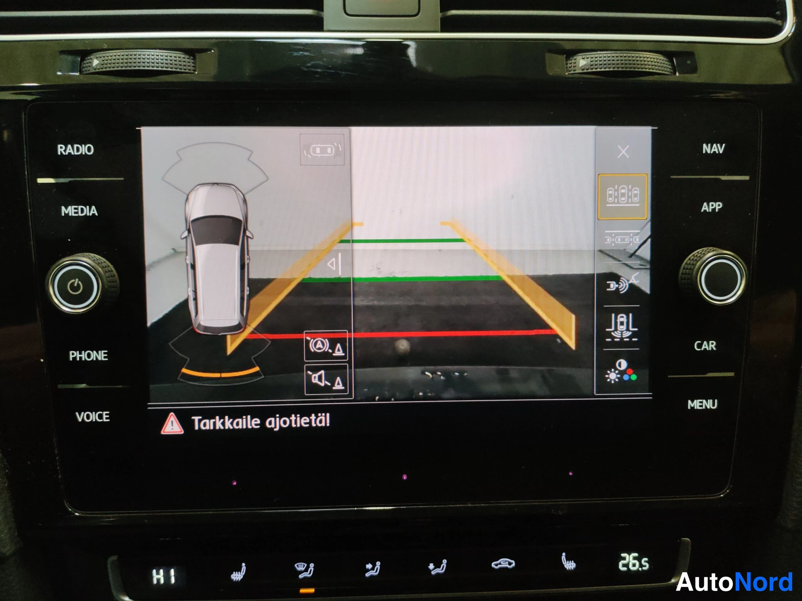 Harmaa Volkswagen Golf 2019, yksityiskohta, kuva 26