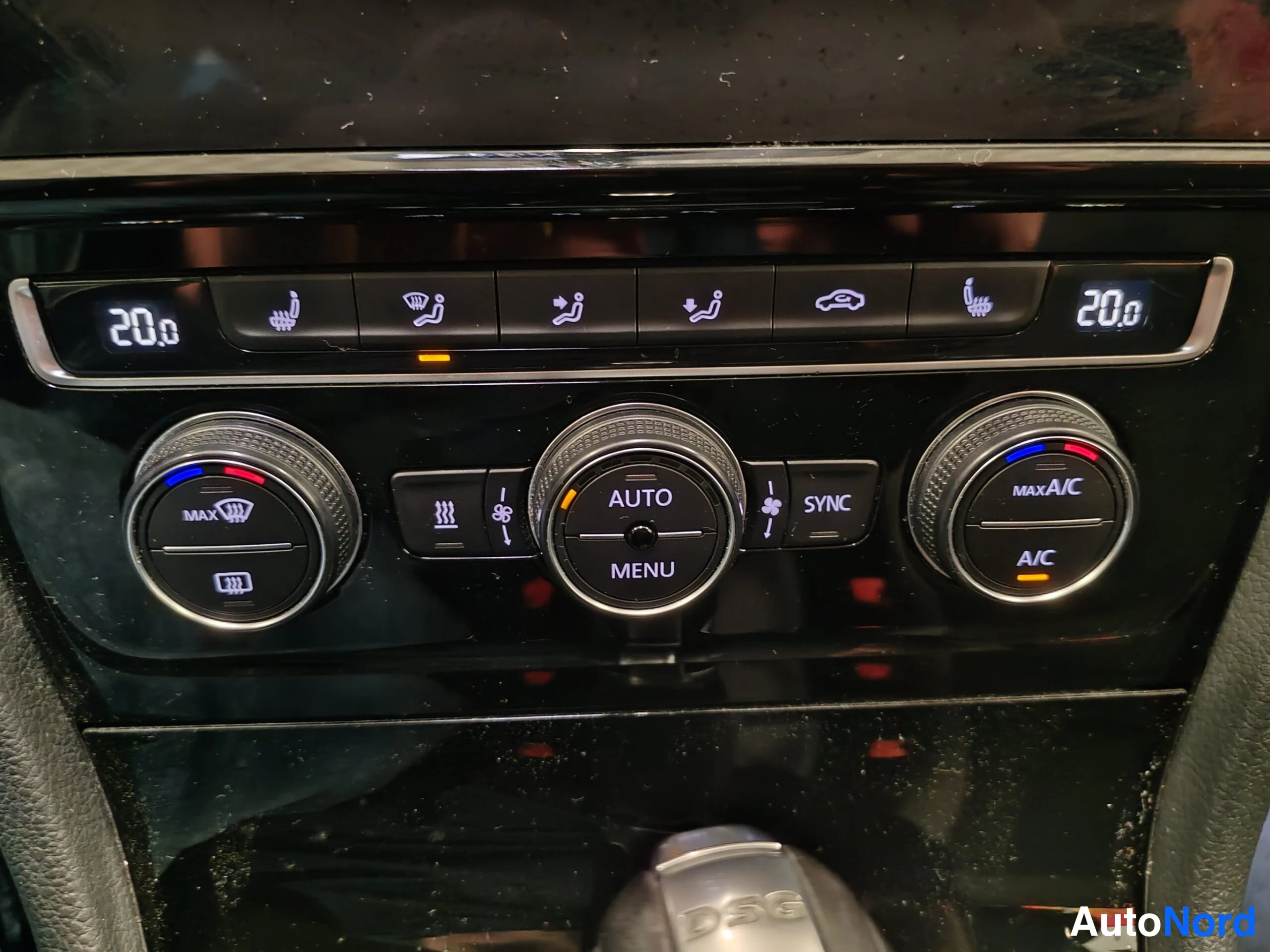 Harmaa Volkswagen Golf 2019, yksityiskohta, kuva 35