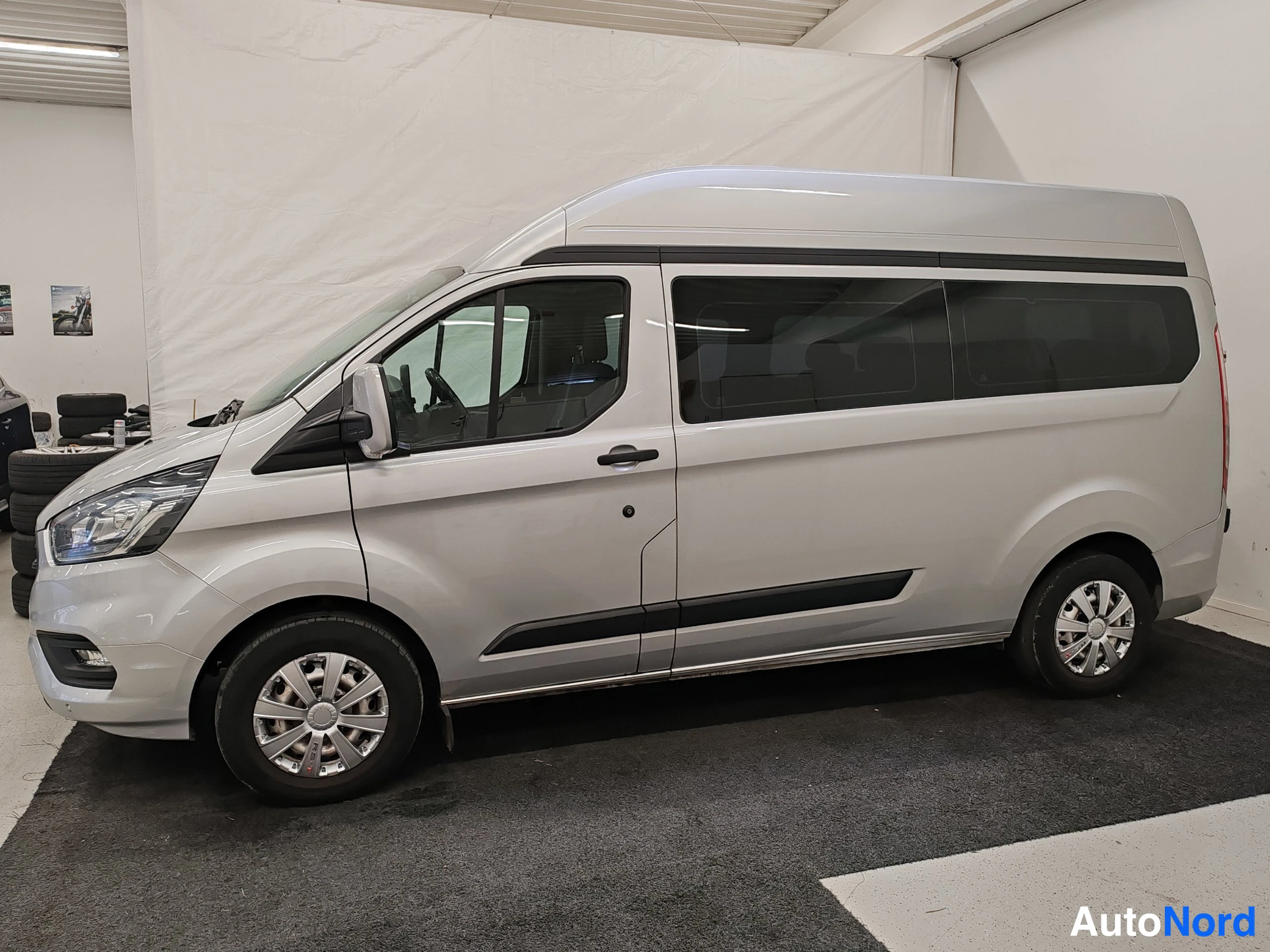 Hopea Ford Transit Custom 2019, etuviisto, keula vasemmalle, kuva 6
