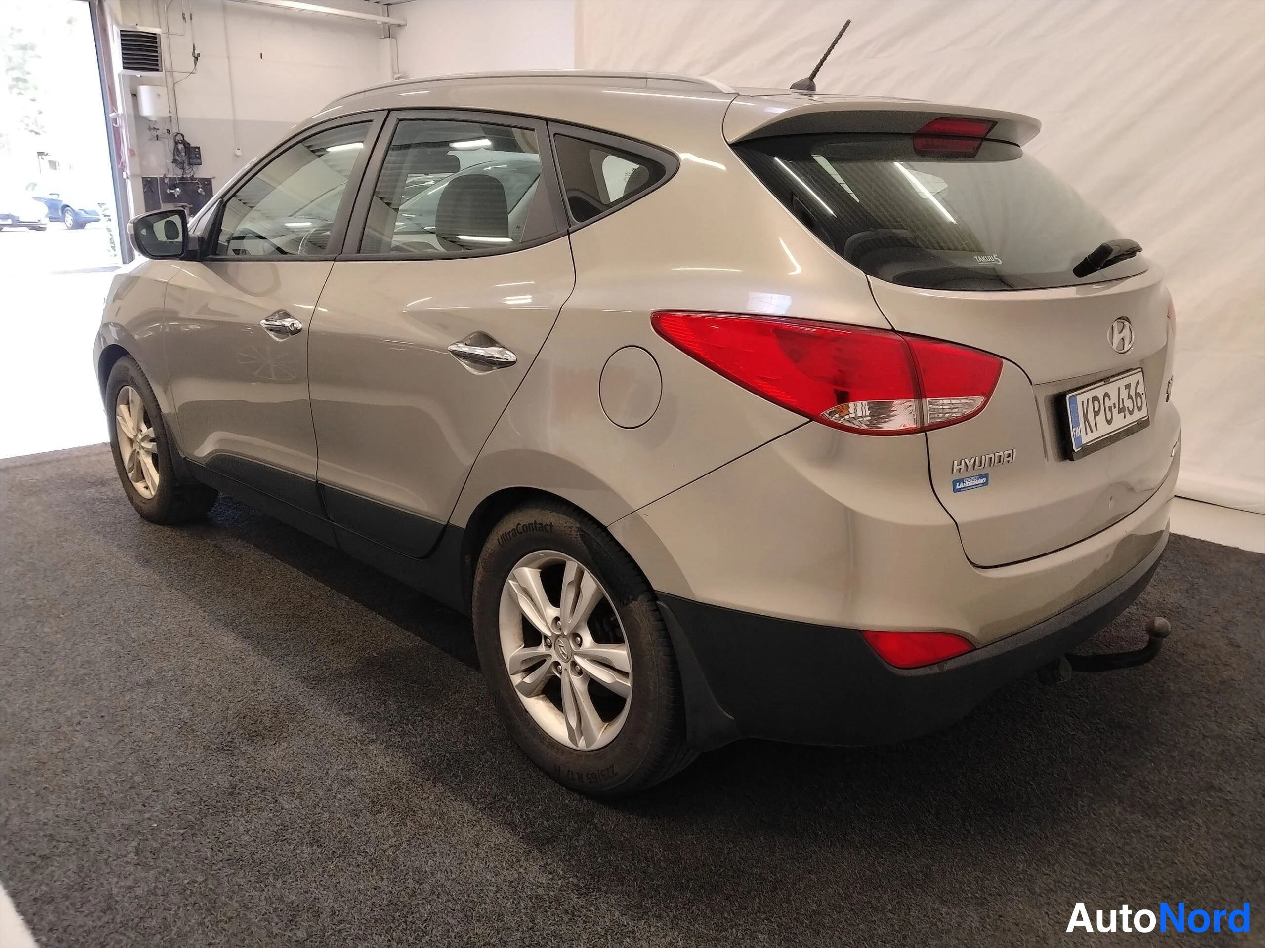Hopea Hyundai ix35 2010, takaviisto, kuva 9