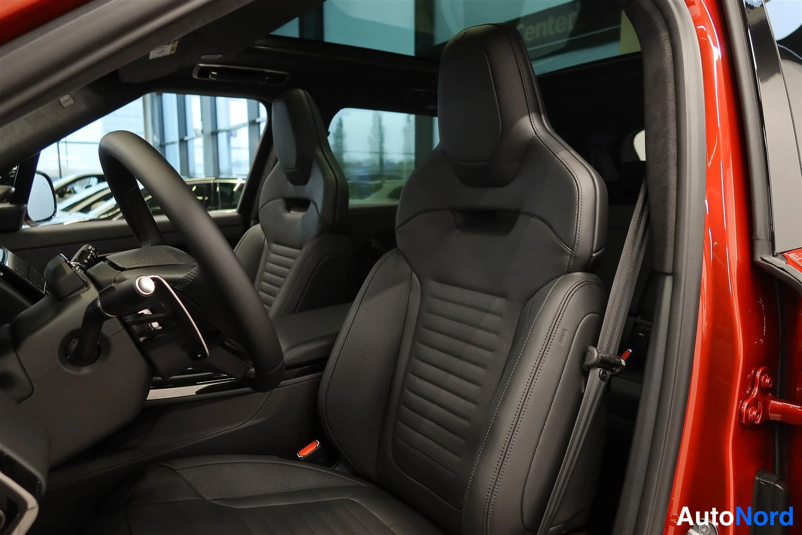 Oranssi Land Rover Range Rover Sport 2026, etuistuimet, kuva 12