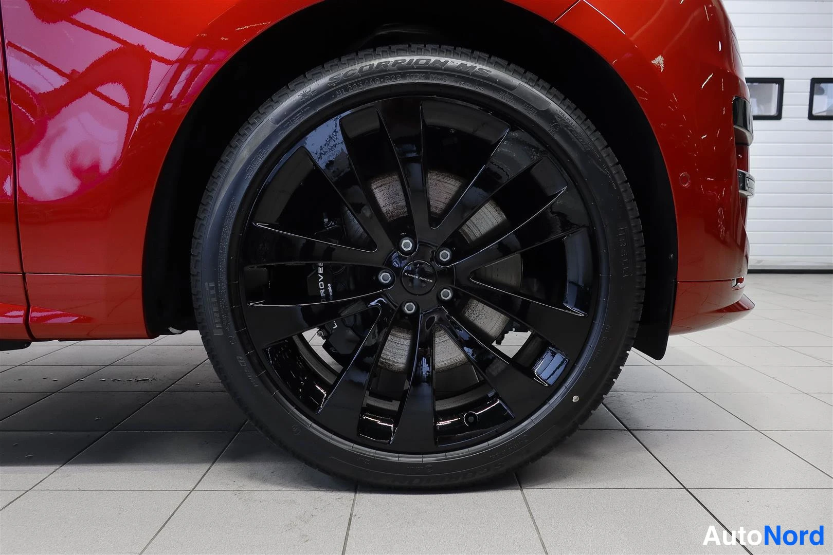 Oranssi Land Rover Range Rover Sport 2026, yksityiskohta, kuva 17