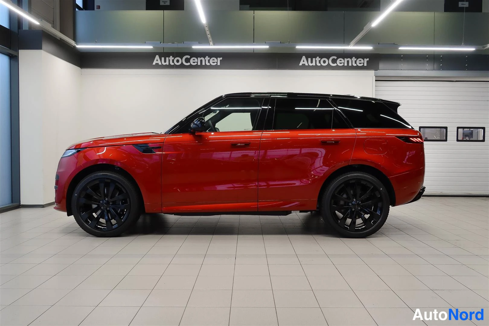 Oranssi Land Rover Range Rover Sport 2026, sivulta, kuva 5