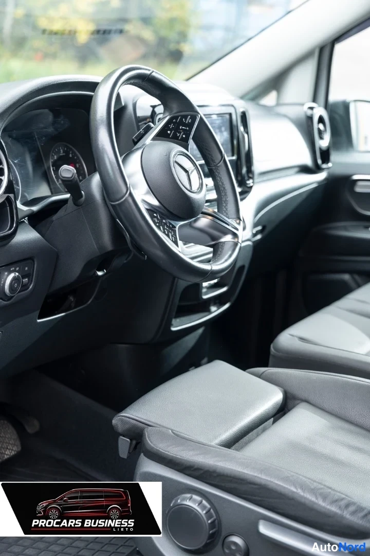 Valkoinen Mercedes-Benz Vito 119 CDI 2025, ohjaamo, kuva 13