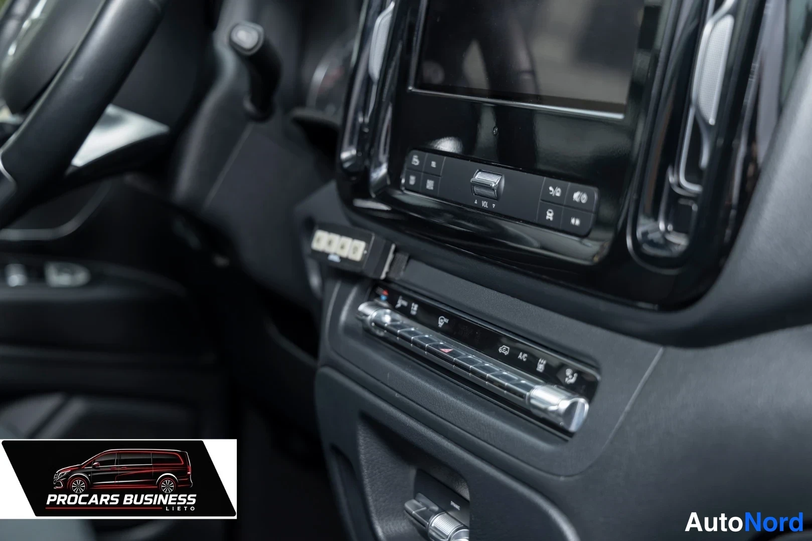 Valkoinen Mercedes-Benz Vito 119 CDI 2025, yksityiskohta, kuva 26