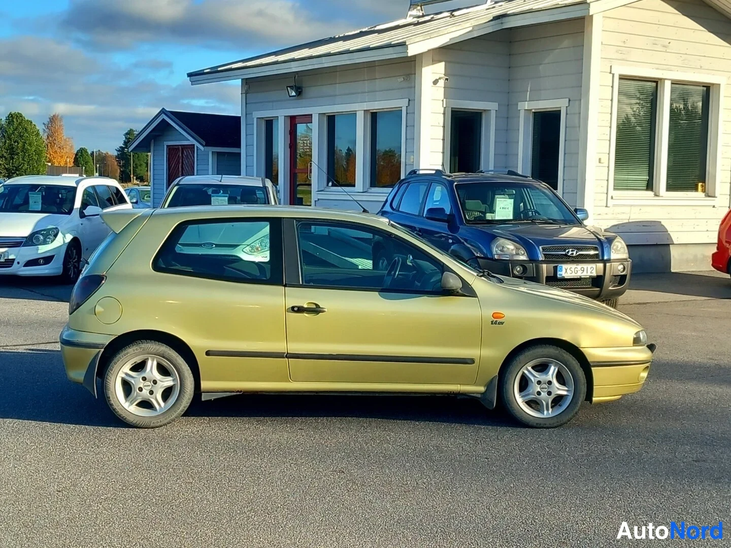 Vihreä Fiat Bravo 1998, sivulta, kuva 8