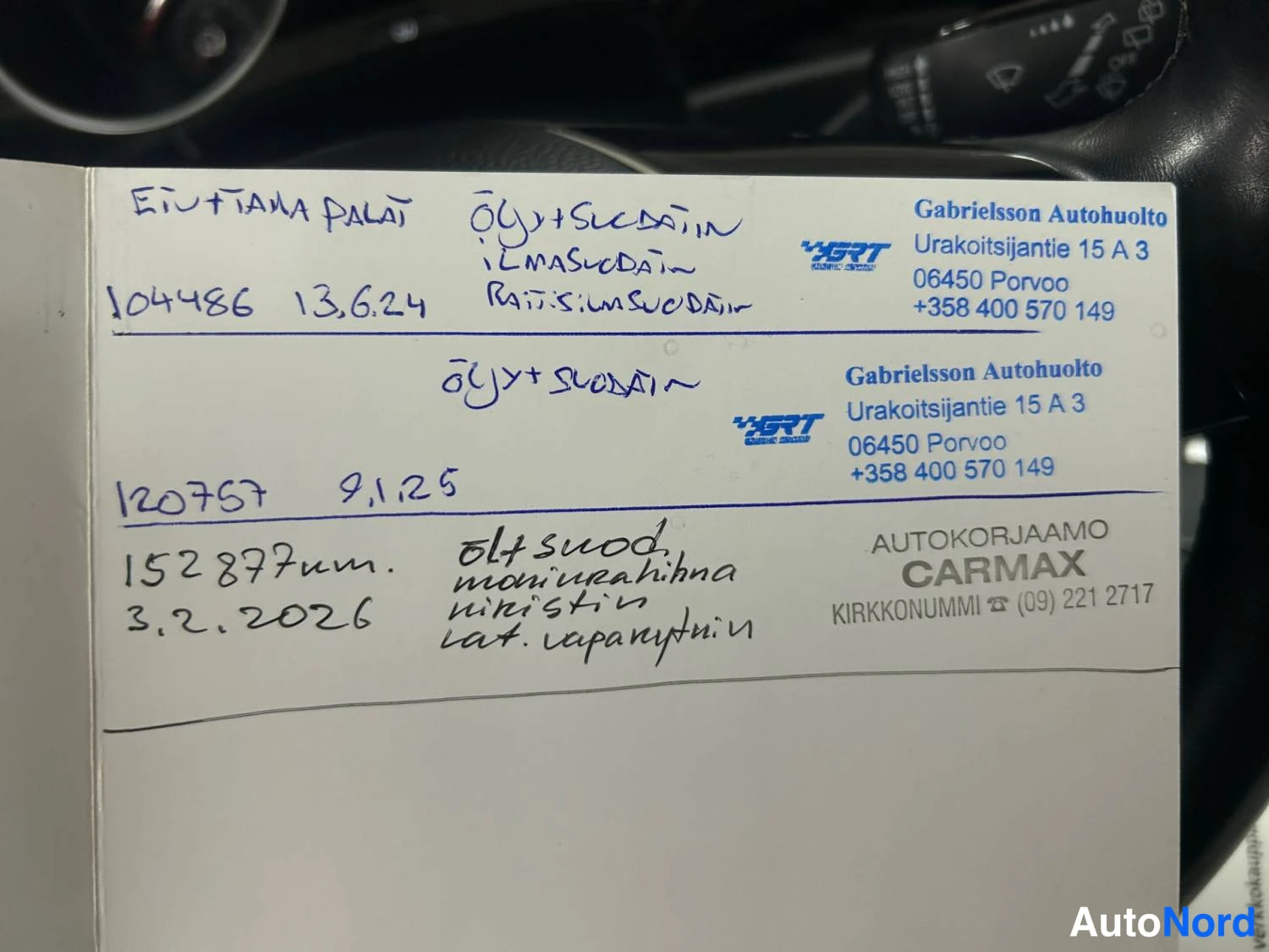 Valkoinen Volkswagen Touran 2019, yksityiskohta, kuva 19