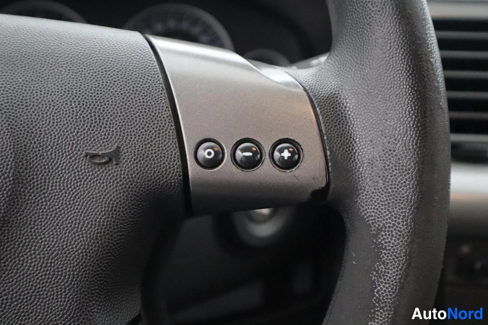 Sininen Opel Vectra 2003, yksityiskohta, kuva 24