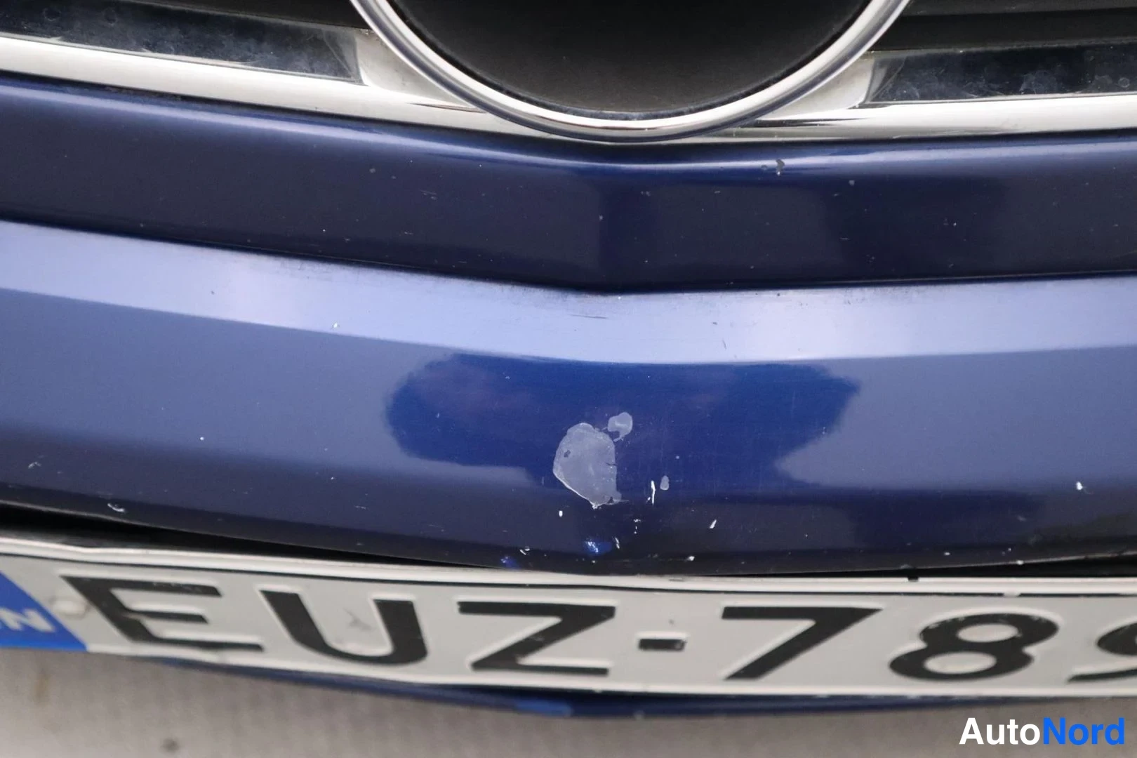 Sininen Opel Vectra 2003, yksityiskohta, kuva 28