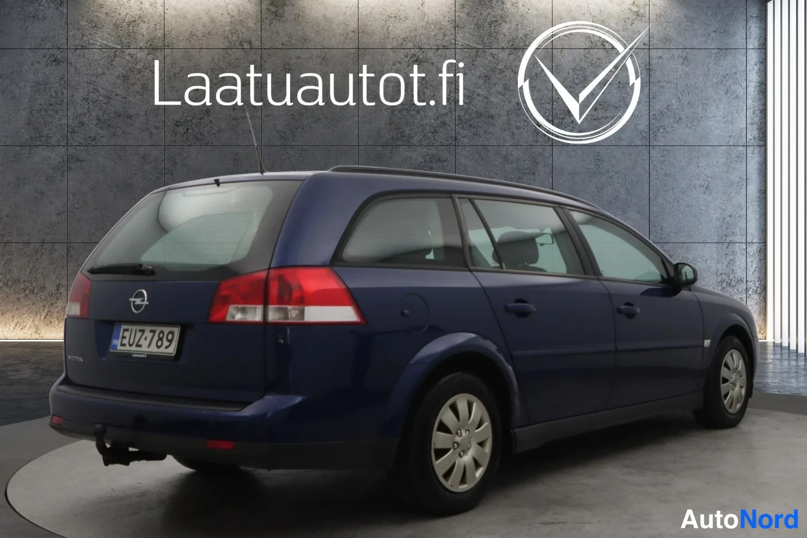 Sininen Opel Vectra 2003, takaviisto, kuva 5