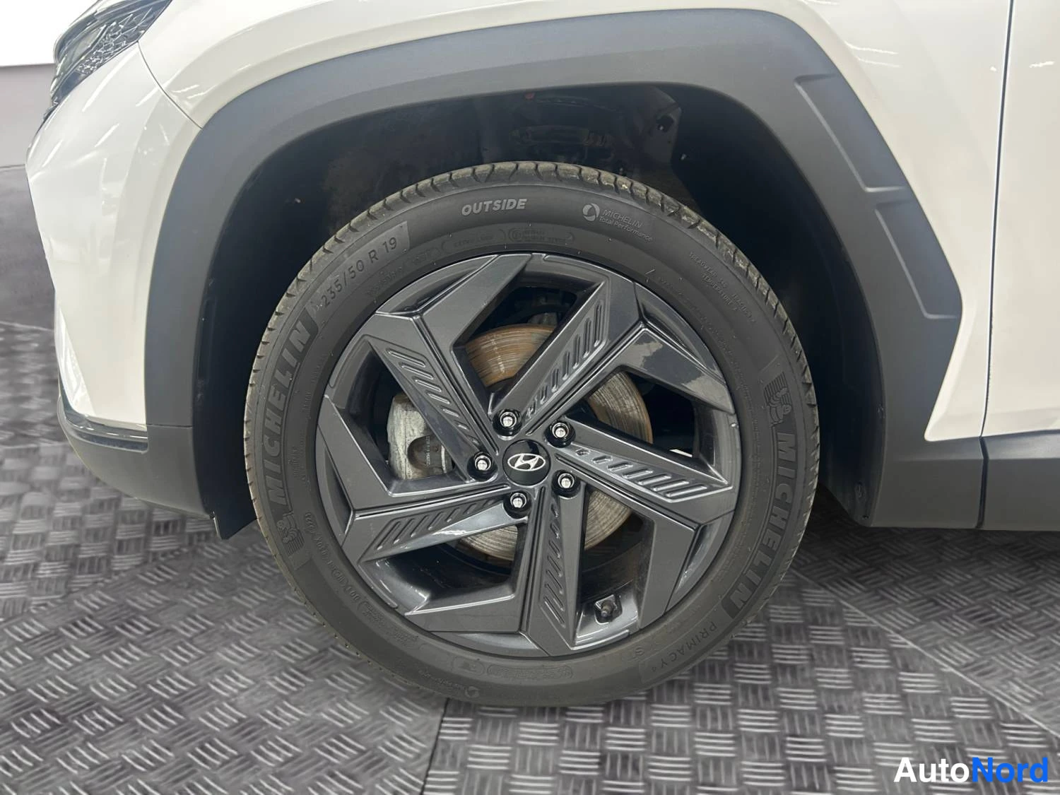 Valkoinen Hyundai Tucson 2024, yksityiskohta, kuva 14