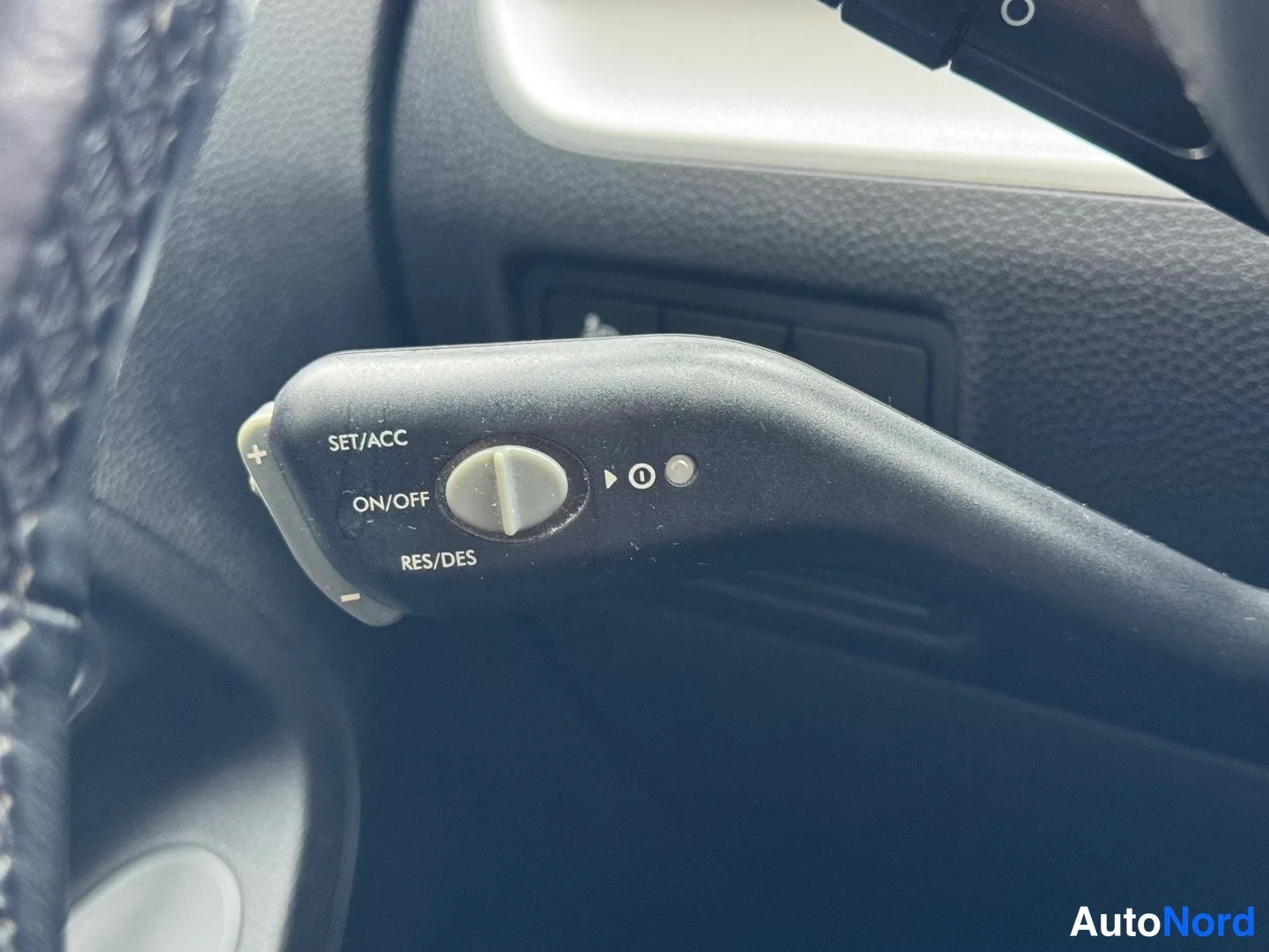 Harmaa Kia Picanto 2013, yksityiskohta, kuva 12