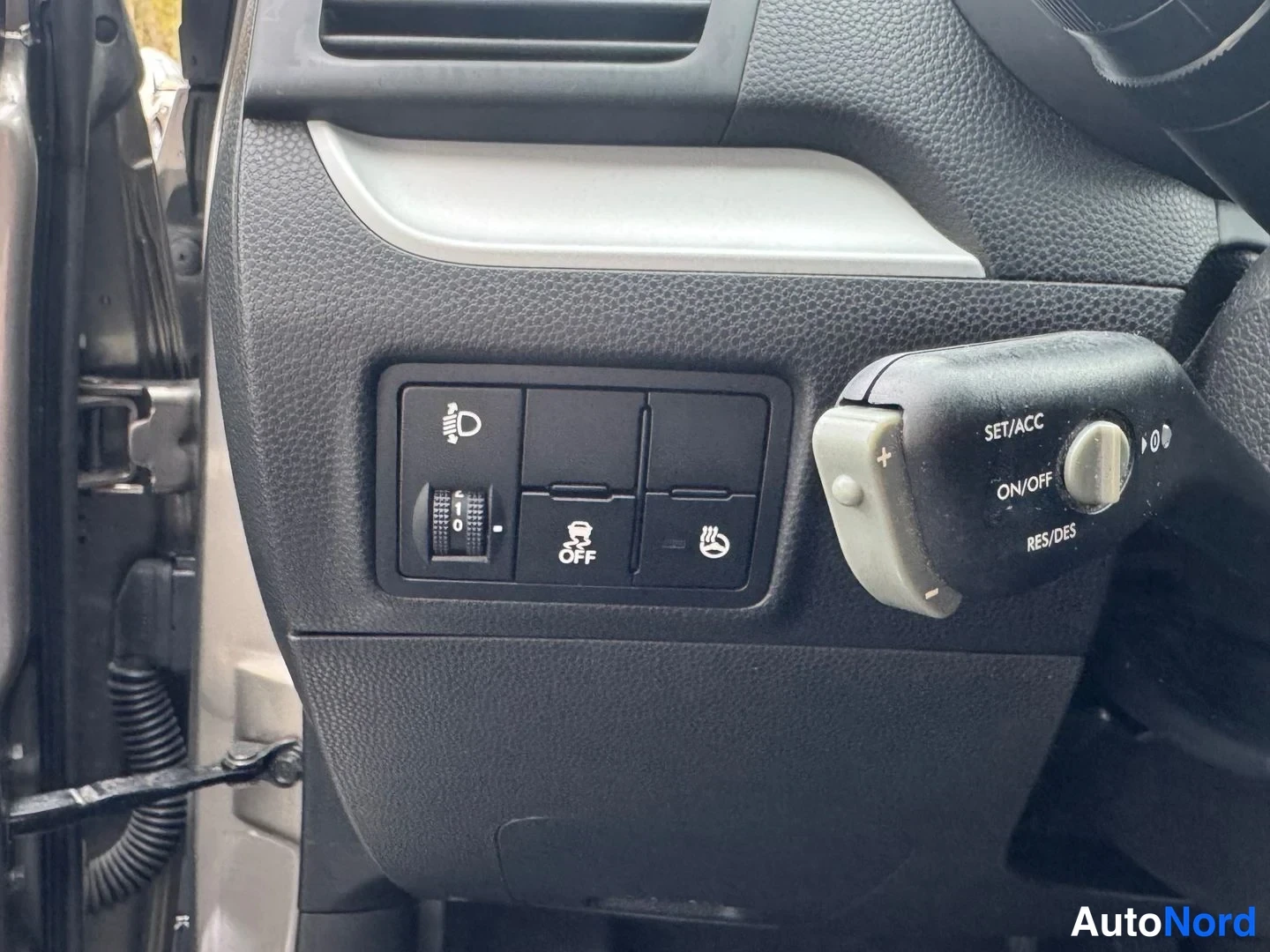 Harmaa Kia Picanto 2013, yksityiskohta, kuva 10