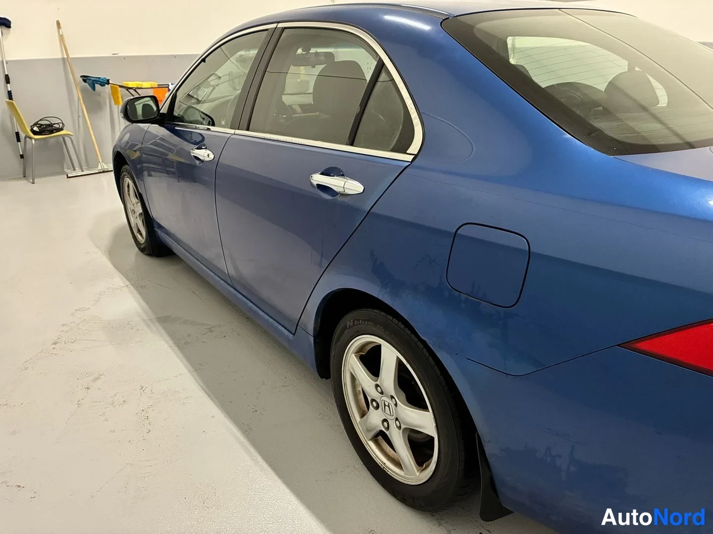 Blue Honda Accord Sedan 2004, rear three-quarter, photo 7