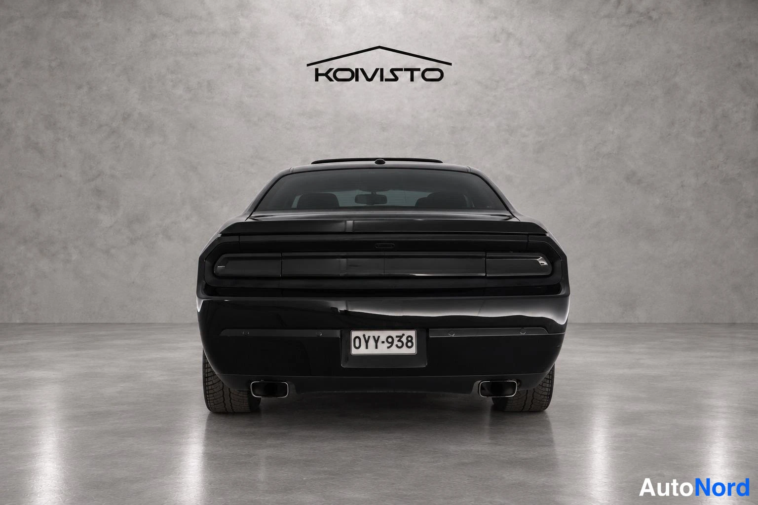 Musta Dodge Challenger 2012, takaa, kuva 7