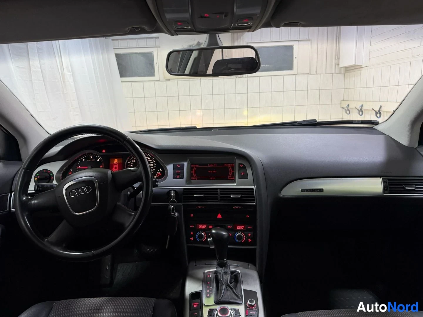 Red Audi A6 allroad quattro 2008, cockpit, photo 15