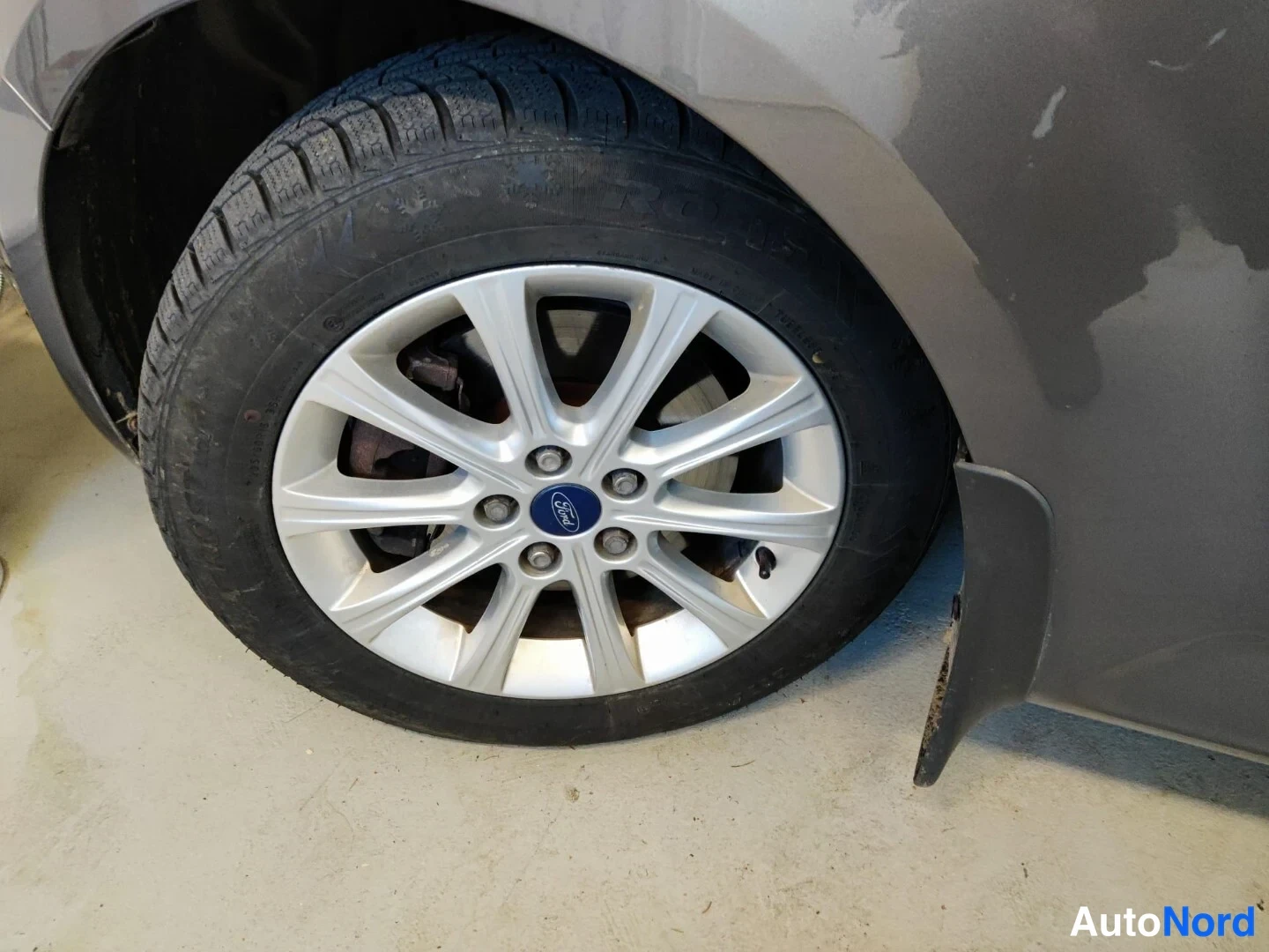 Harmaa Ford Mondeo 2012, yksityiskohta, kuva 10