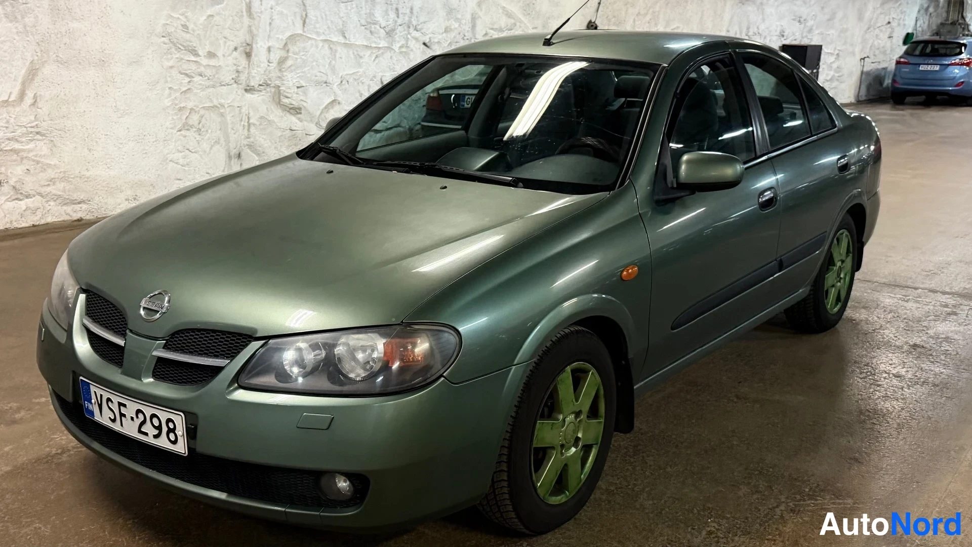 Nissan Almera 1,8 AT Acenta 2003