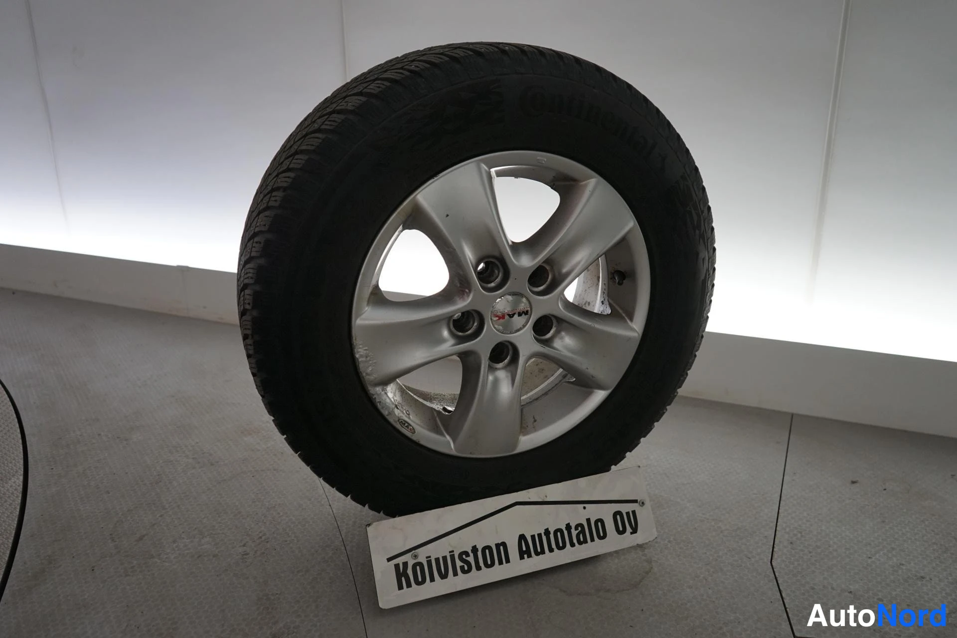 Punainen Dodge Journey 2009, yksityiskohta, kuva 20