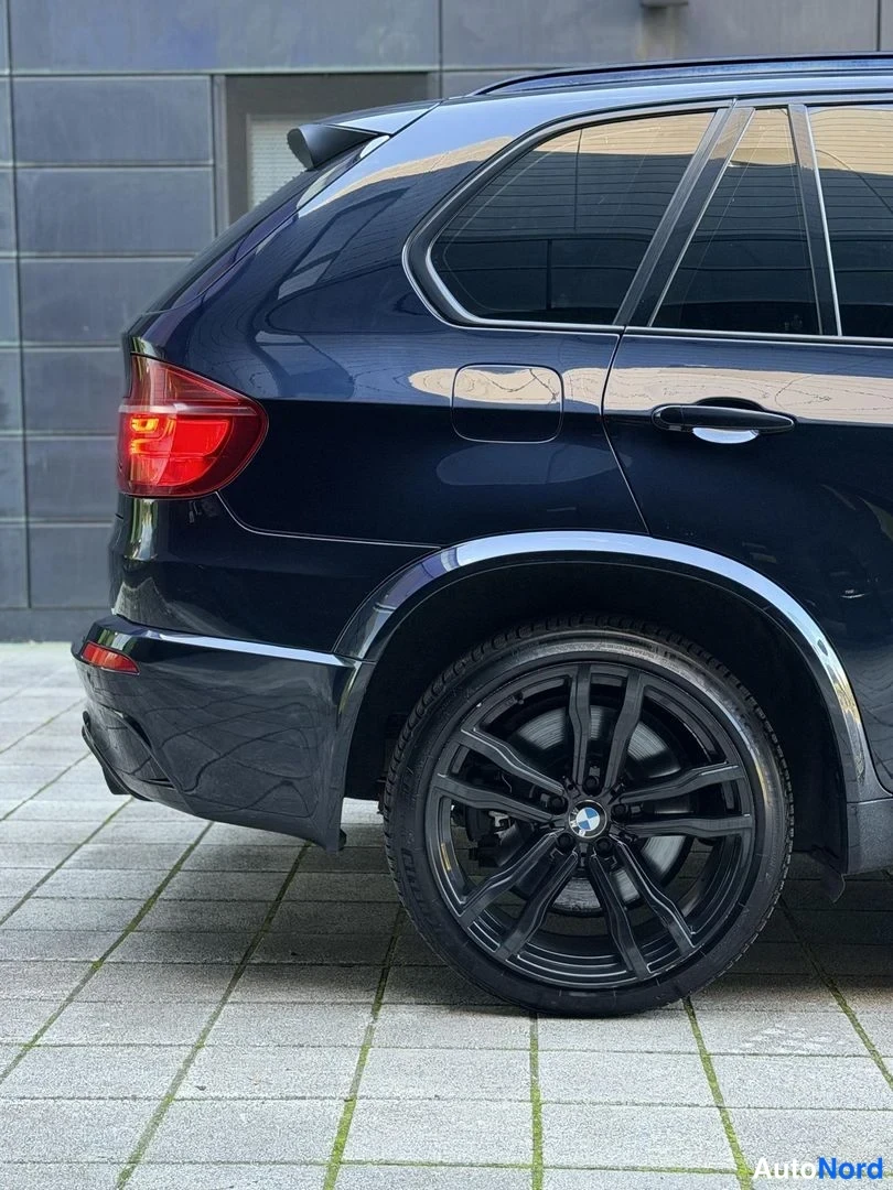 Black BMW X5 2010, rear three-quarter, photo 12