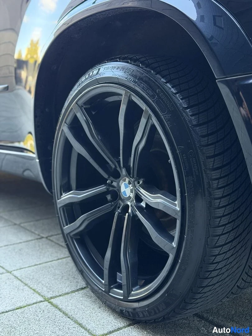 Black BMW X5 2010, detail, photo 26