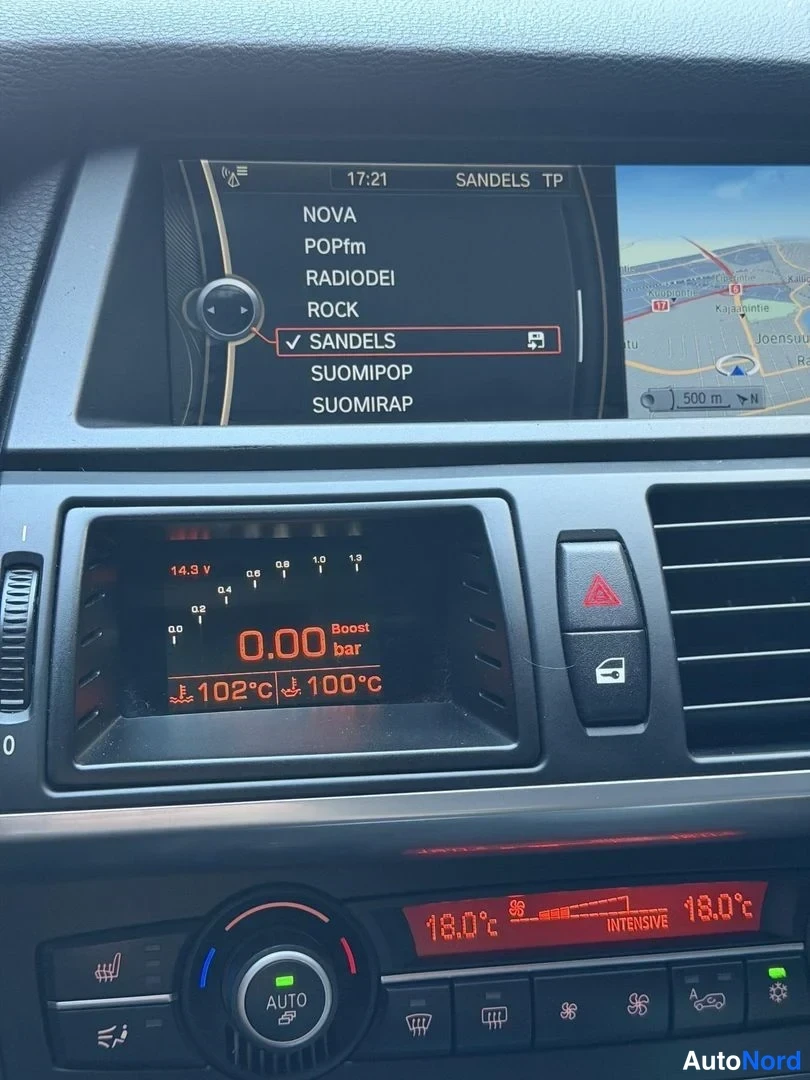 Black BMW X5 2010, detail, photo 27