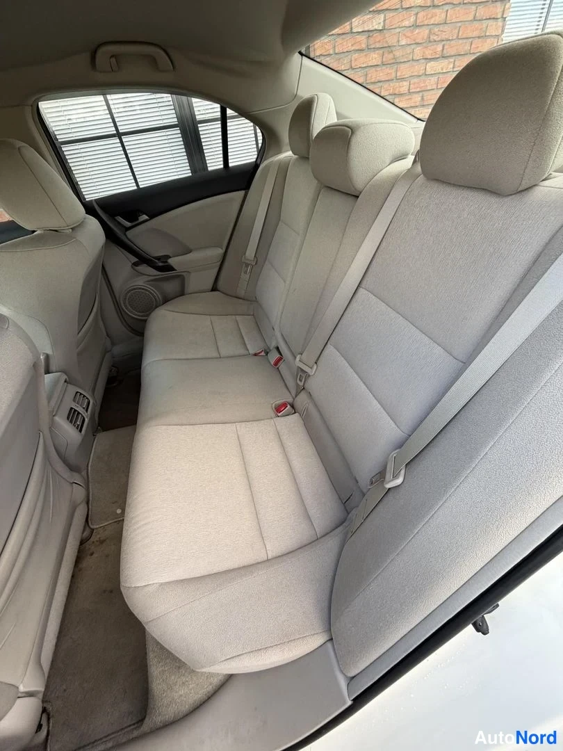 White Honda Accord 2008, rear seats, photo 20