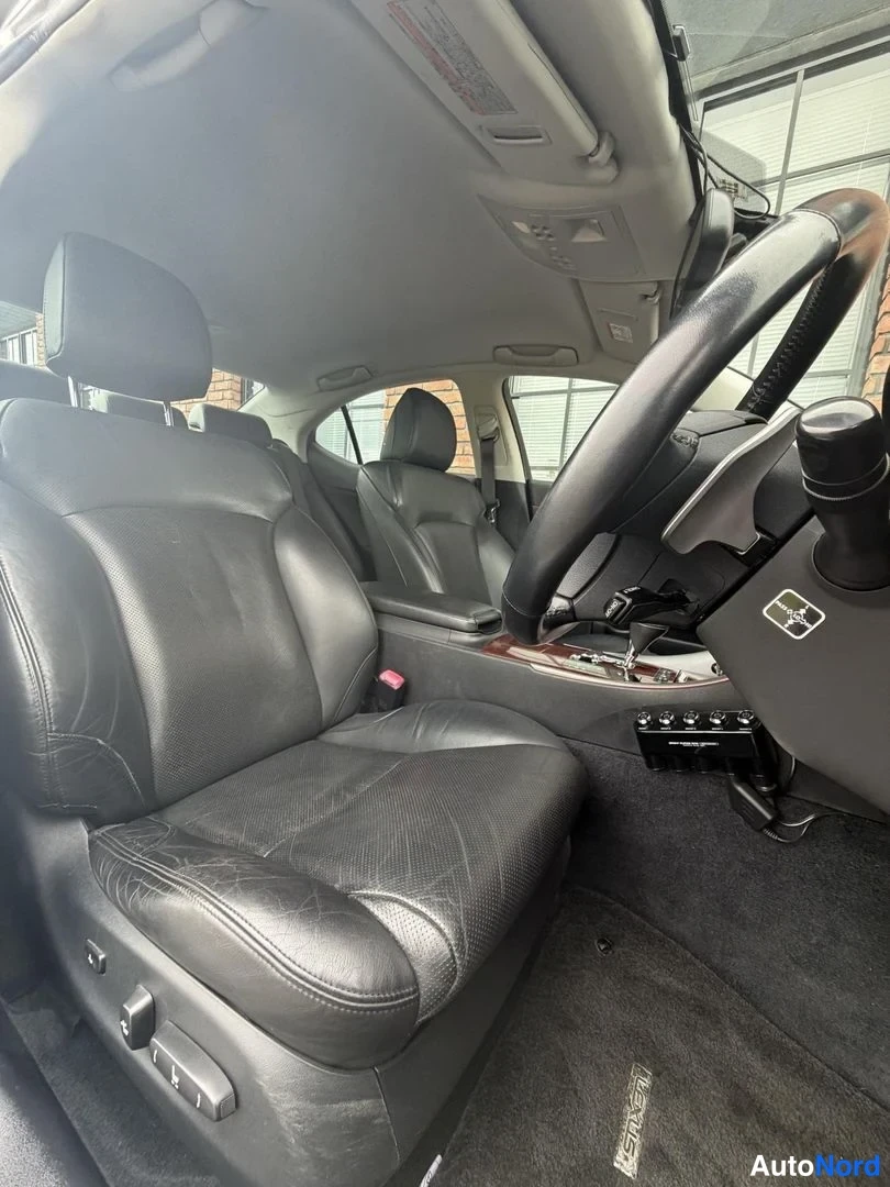 Grey Lexus IS 350 2005, front seats, photo 16