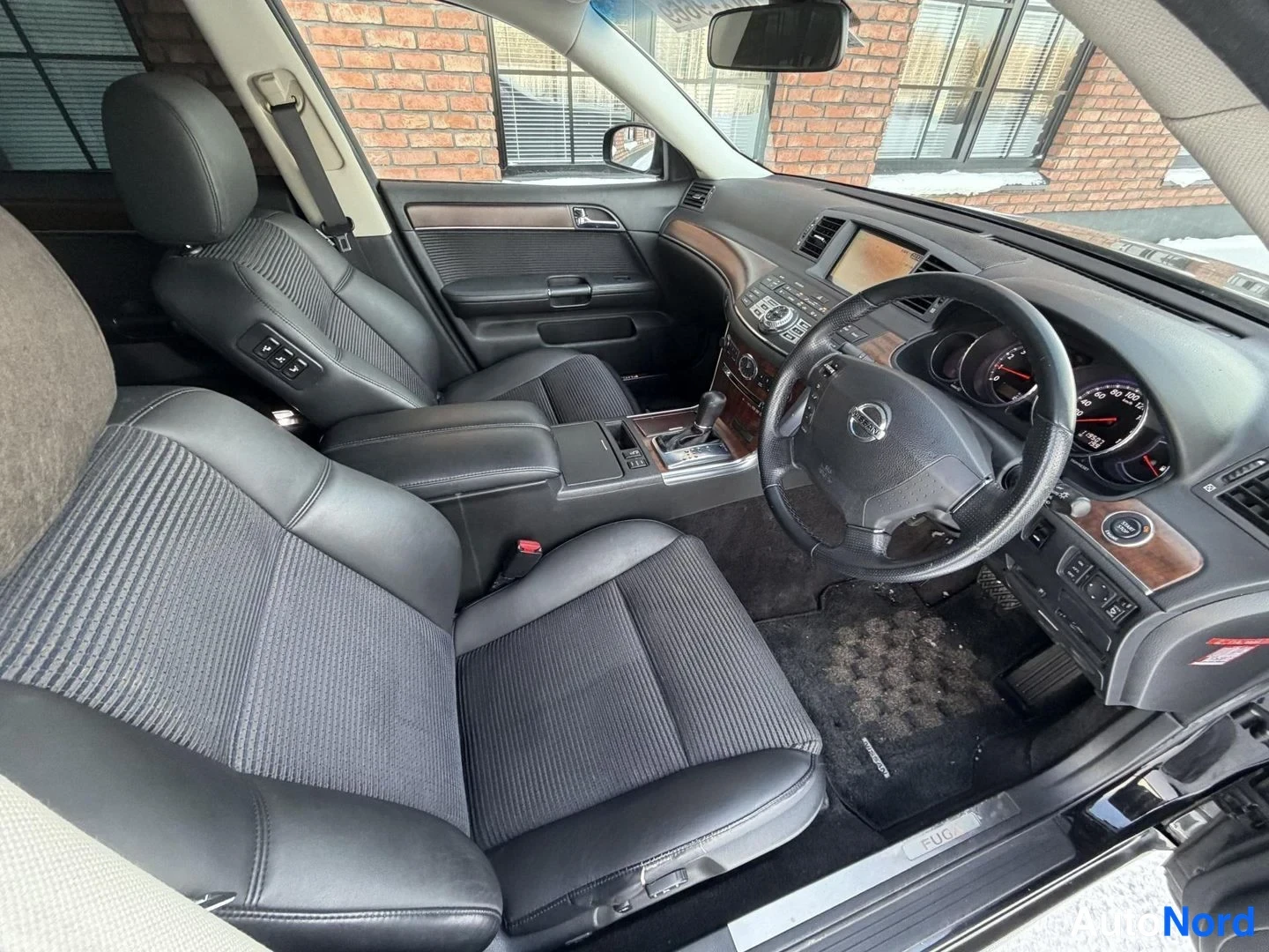 Black Nissan Fuga 2008, cockpit, photo 13