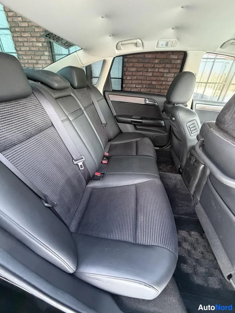 Black Nissan Fuga 2008, rear seats, photo 20