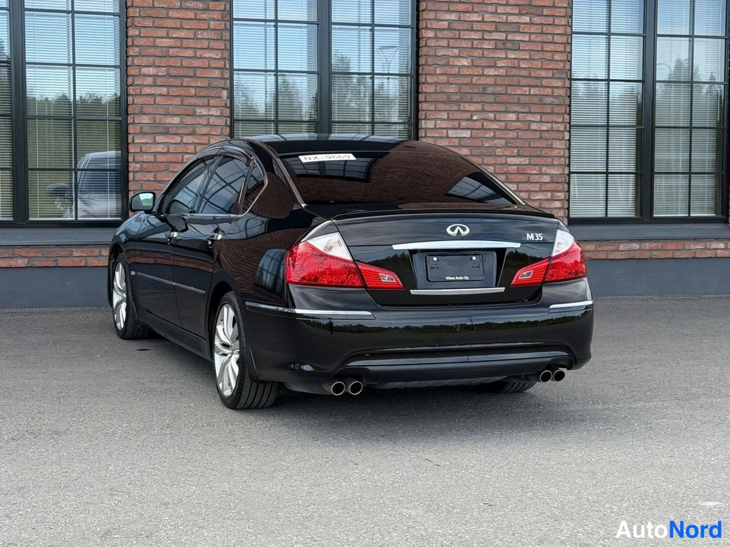 Black Nissan Fuga 2008, rear three-quarter, photo 10