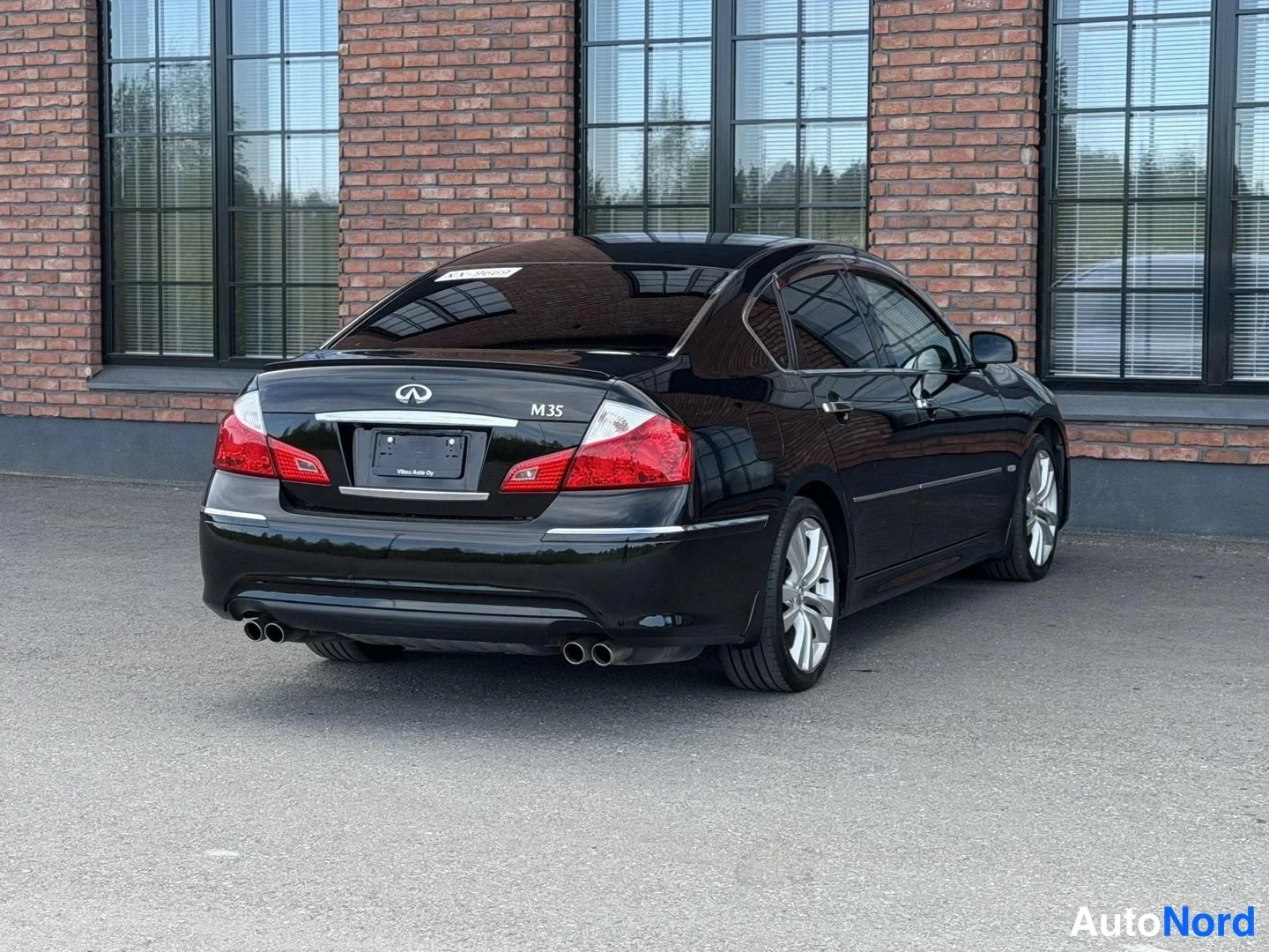 Black Nissan Fuga 2008, rear three-quarter, photo 11