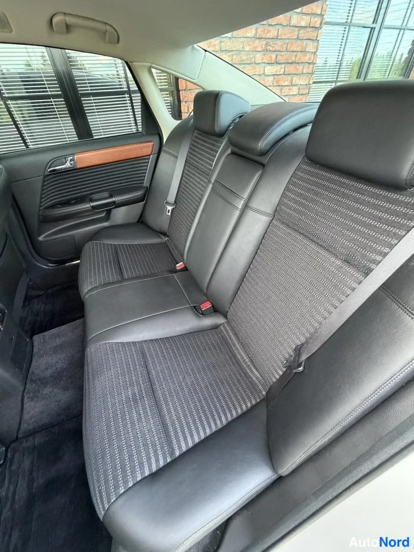 Silver Nissan Fuga 2005, rear seats, photo 20