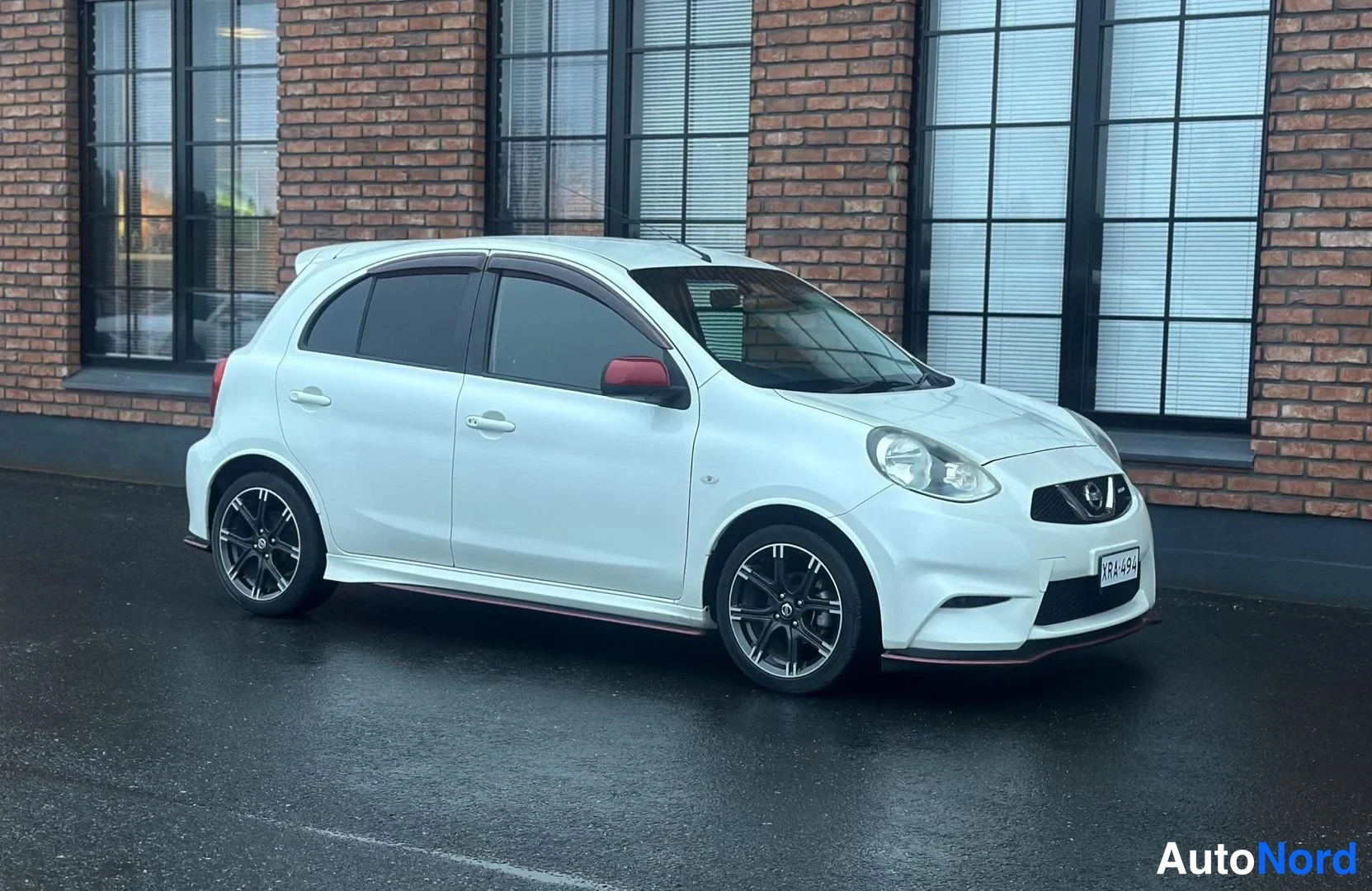 White Nissan Micra 2015, front three-quarter, nose to the right, photo 5