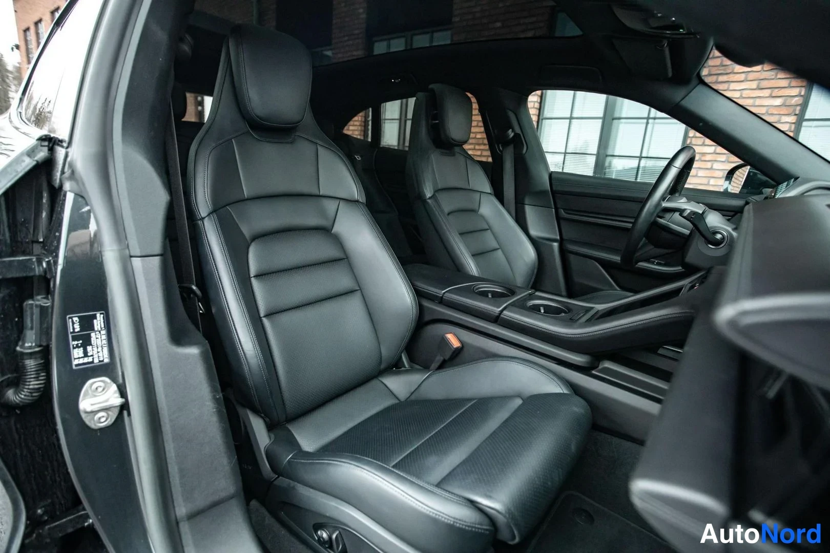 Grey Porsche Taycan 2023, front seats, photo 21