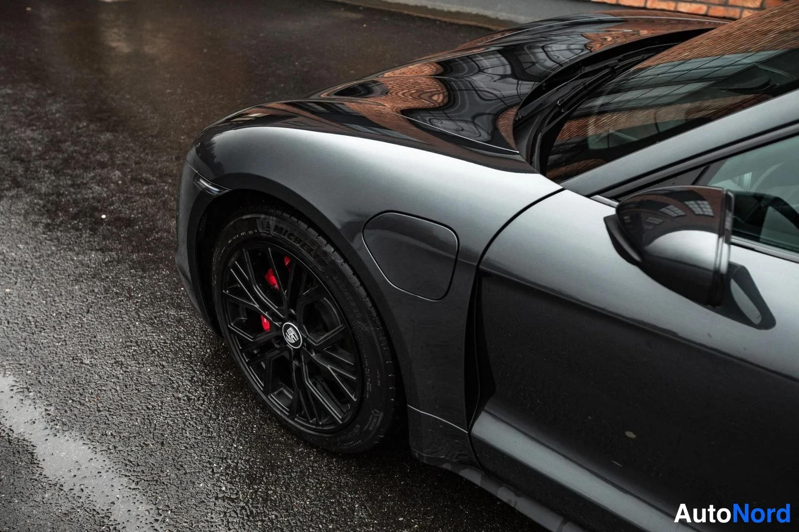 Grey Porsche Taycan 2023, detail, photo 24