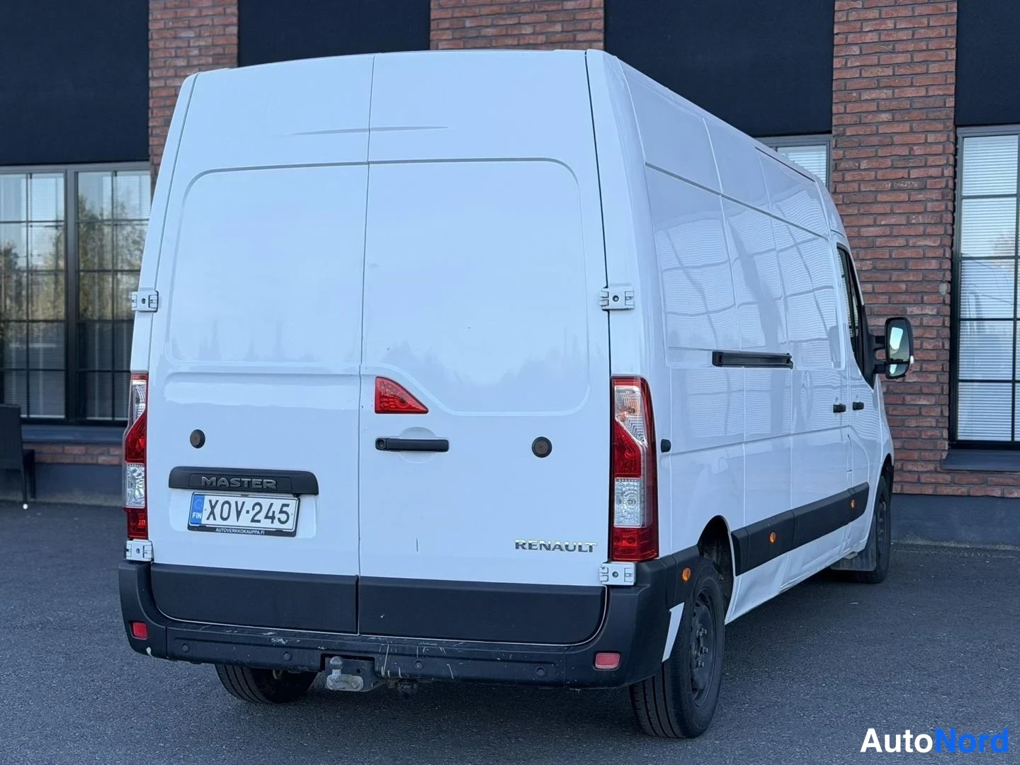 White Renault Master 2018, rear, photo 11