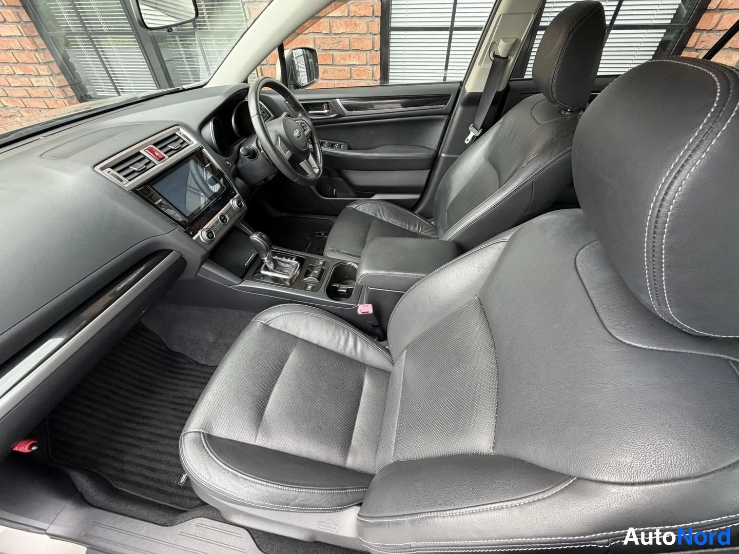 Silver Subaru Legacy 2010, cockpit, photo 16
