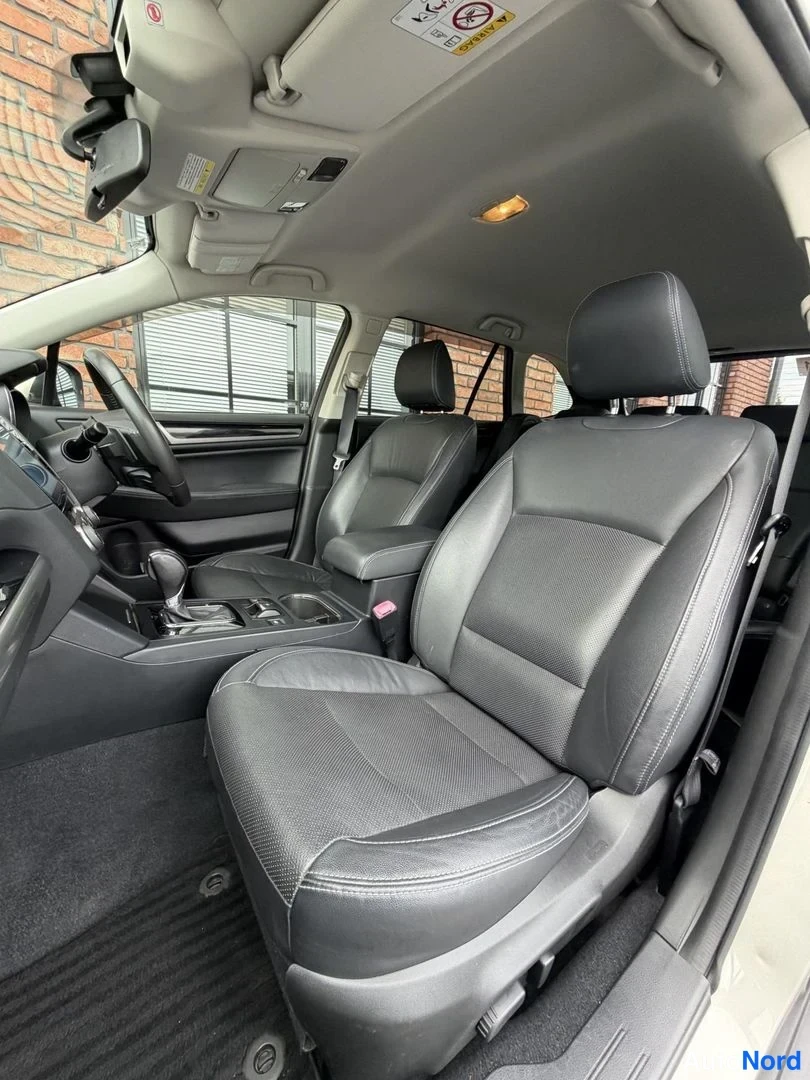 Silver Subaru Legacy 2010, cockpit, photo 18