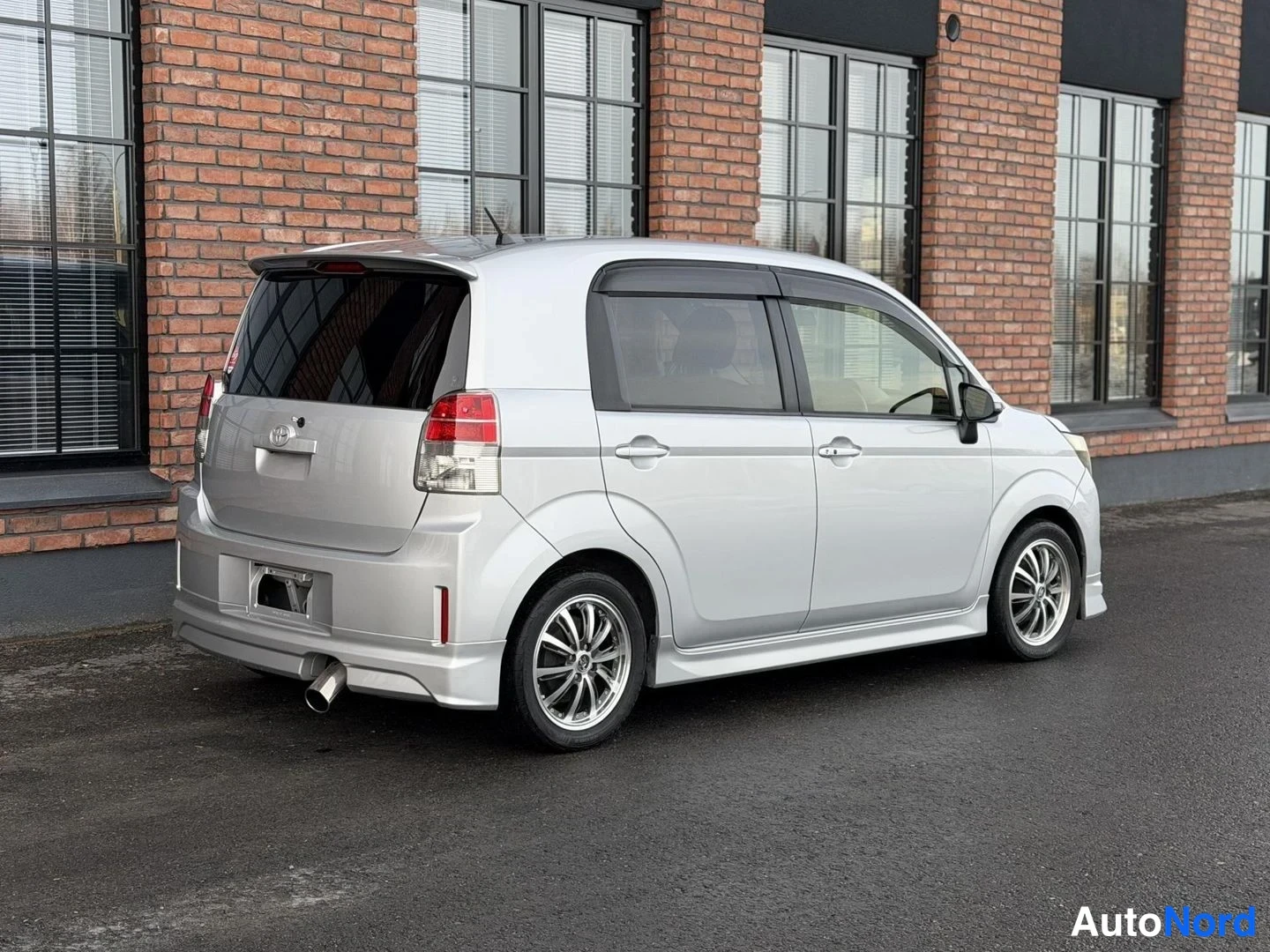 Silver Toyota BB 2013, rear three-quarter, photo 8