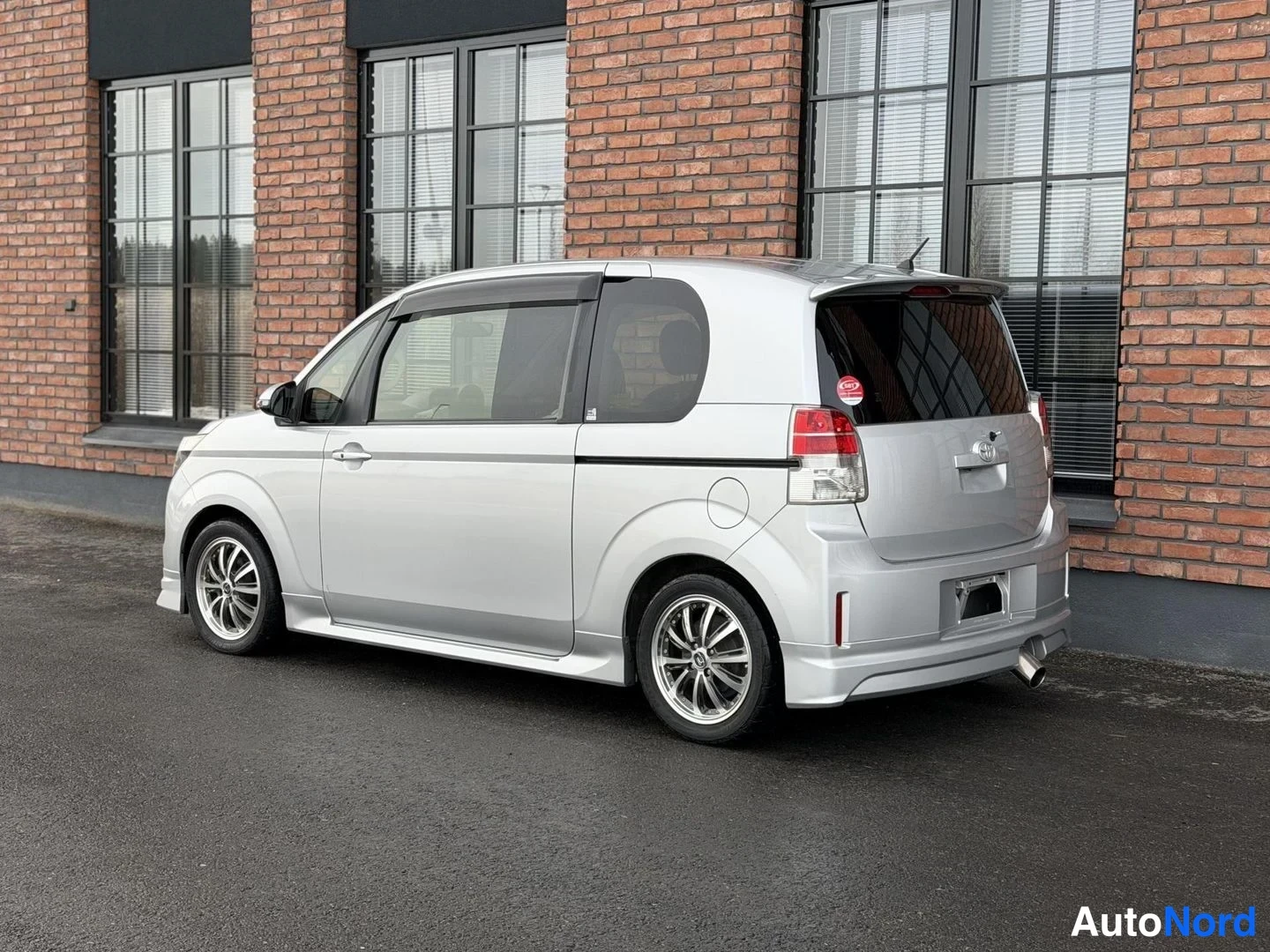 Silver Toyota BB 2013, rear three-quarter, photo 9