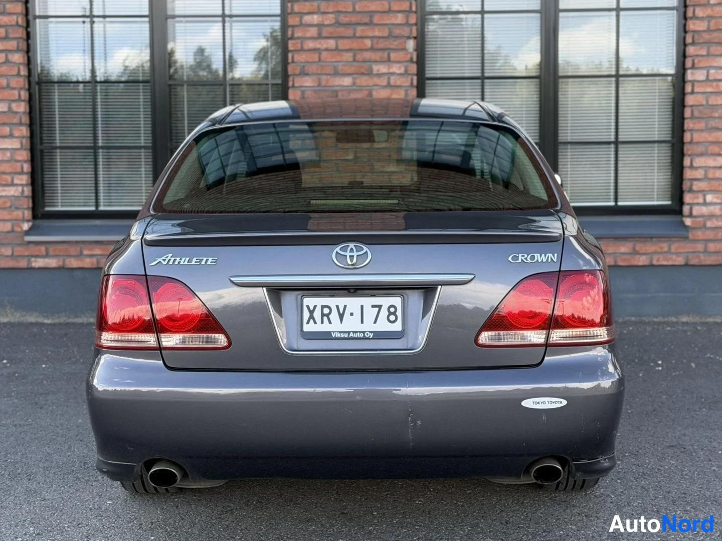 Grey Toyota Crown 2006, rear, photo 12