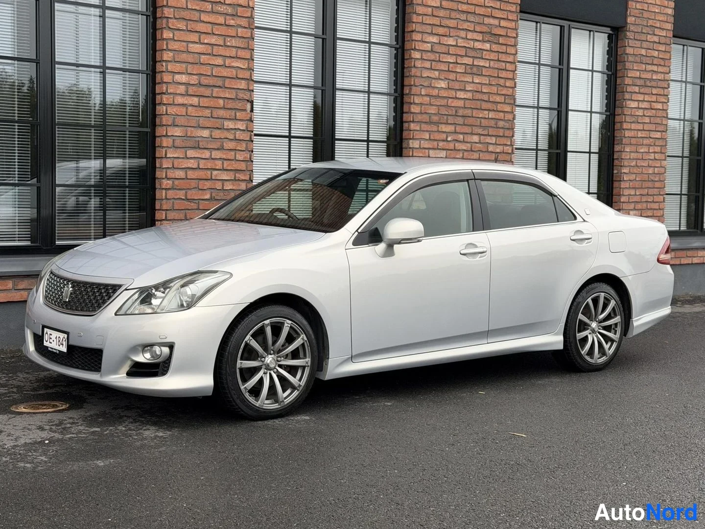 Toyota Crown ATHLETE NAVI PKG 2009