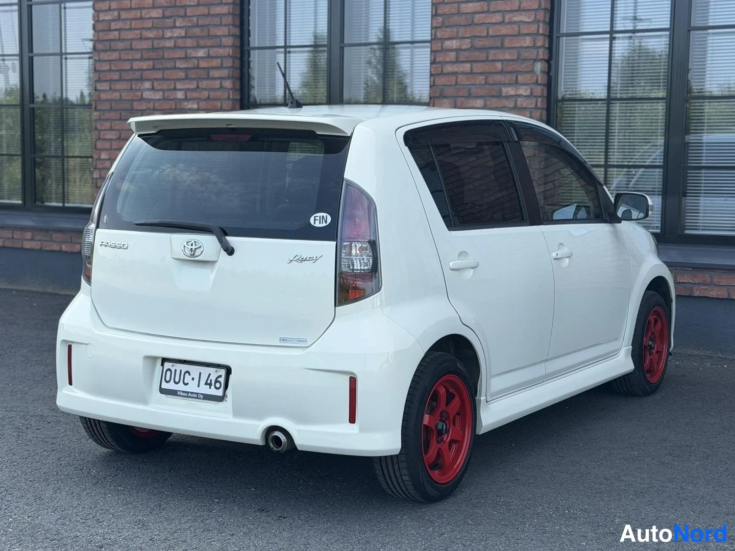 White Toyota Passo 2007, rear three-quarter, photo 11