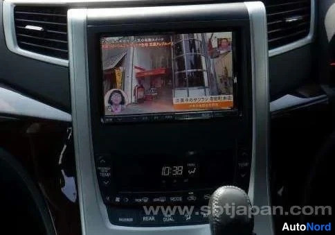White Toyota Vellfire 2012, photo 9