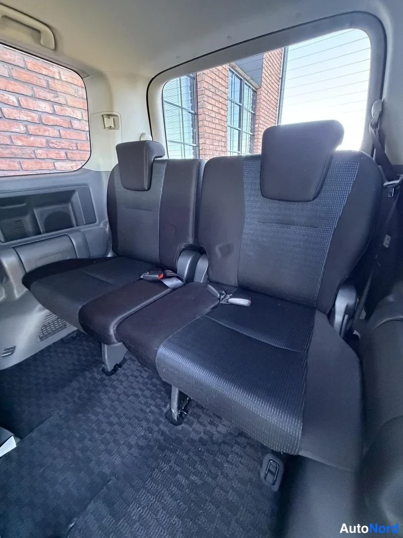 White Toyota Voxy 2008, rear seats, photo 20