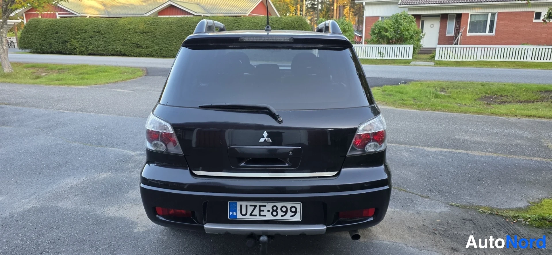 Black Mitsubishi Outlander 2006, rear, photo 8