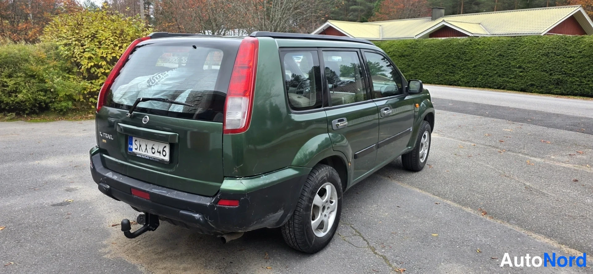 Green Nissan X-Trail 2002, rear three-quarter, photo 6