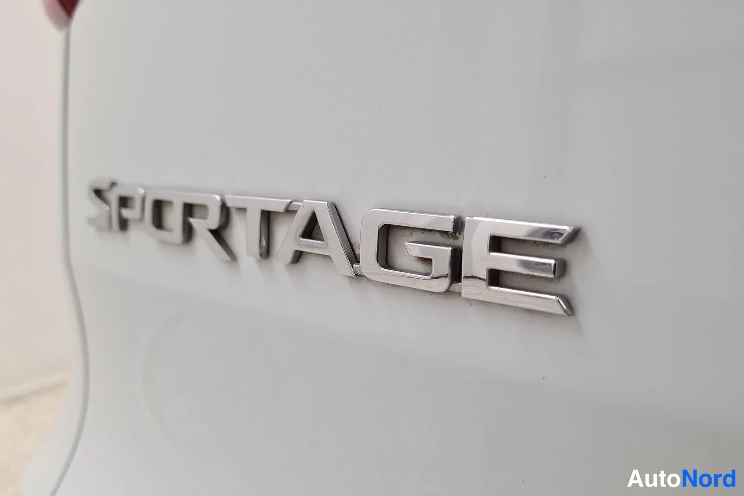 Valkoinen Kia Sportage 2012, yksityiskohta, kuva 22